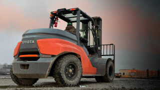 高性能電動フォークリフト3.5~8.0ton＜開発中＞